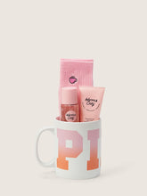 Cargar imagen en el visor de la galería, .WARM & COZY MUG GIFTSET WITH COZY SOCKS