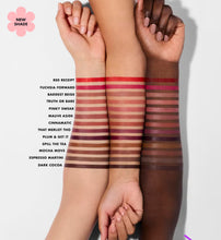 Cargar imagen en el visor de la galería, CREAM GLIDE LIP LINER
