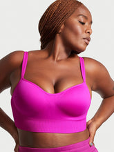 Cargar imagen en el visor de la galería, SEAMLESS TRIANGLE BR
