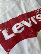 Cargar imagen en el visor de la galería, LEVI’S® LOGO CLASSIC T-SHIRT
