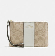 Cargar imagen en el visor de la galería, WRISTLET ONE ZIP SIGNATURE CANVAS
